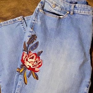 Talbots Simply Flattering 5 Pocket Jeans Size 18W Curvy with Flower Embroidery